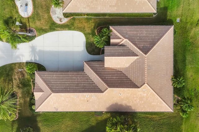 7143 S LAKE DRIVE, Englewood, FL 34224