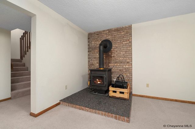 706 MYLAR PARK DR, Cheyenne, WY 82009