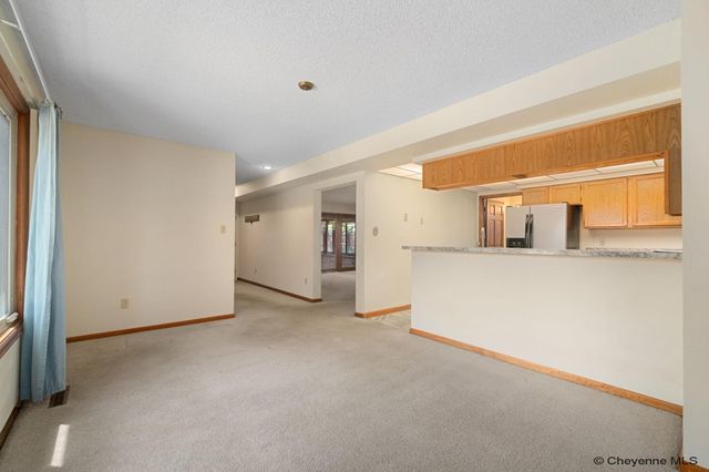 706 MYLAR PARK DR, Cheyenne, WY 82009