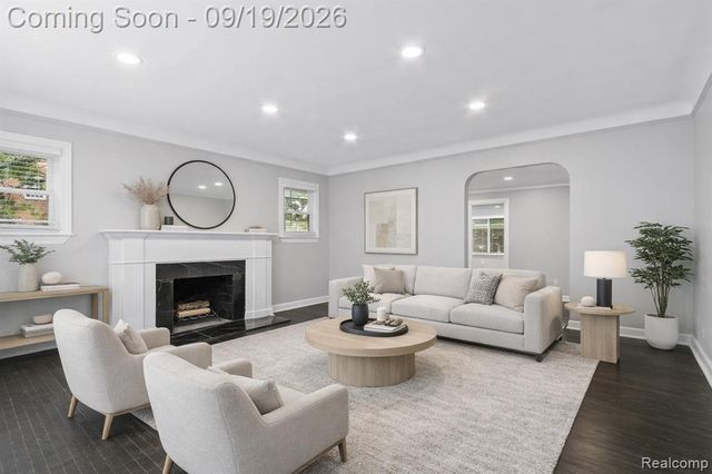 18903 Pinehurst Street, Detroit, MI 48221