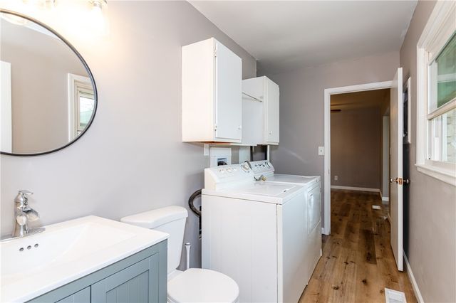 208 Pinegrove Drive, Bellbrook, OH 45305