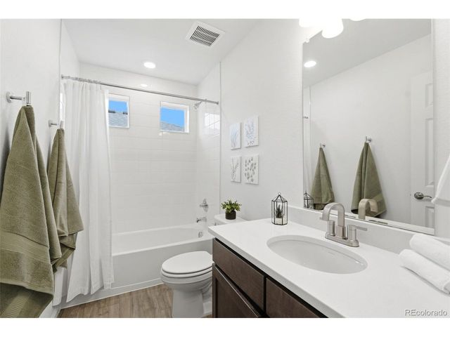 1065 Sugarloaf Ln, Erie, CO 80516