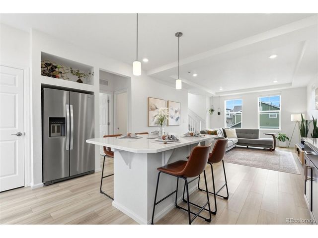 1065 Sugarloaf Ln, Erie, CO 80516