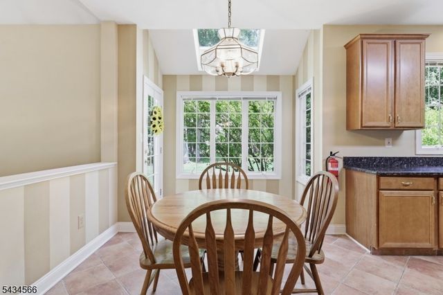 6 Janet Dr, Washington Twp., NJ 07853