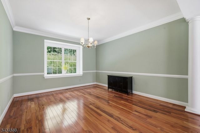 6 Janet Dr, Washington Twp., NJ 07853
