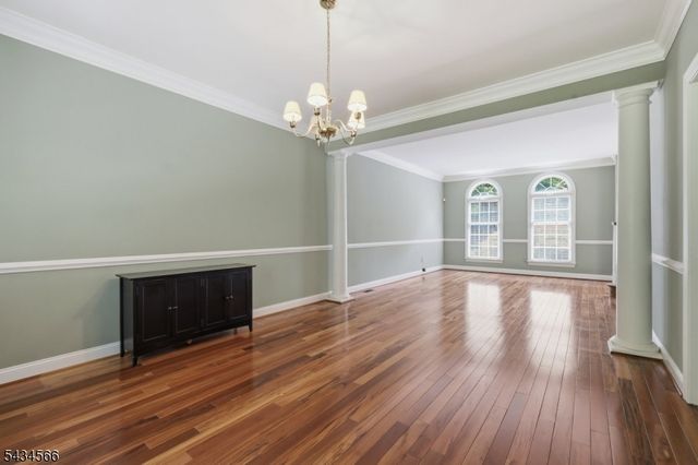 6 Janet Dr, Washington Twp., NJ 07853