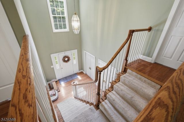 6 Janet Dr, Washington Twp., NJ 07853