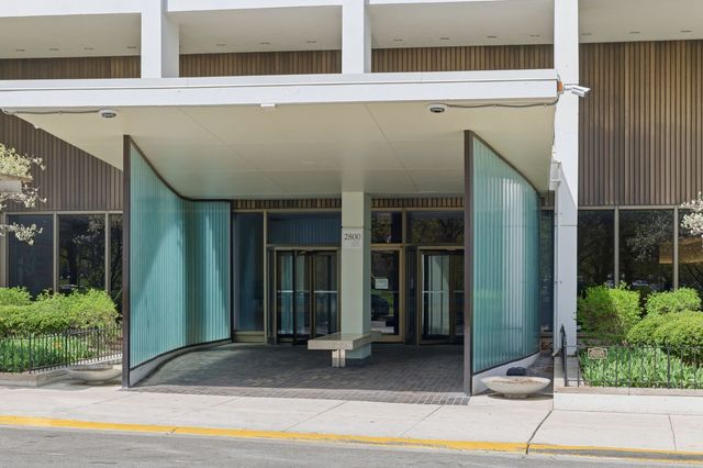 2800 N Lake Shore Drive 715, Chicago, IL 60657