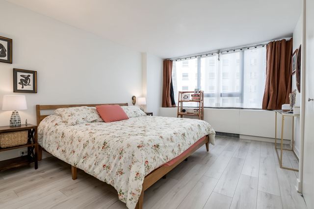 2800 N Lake Shore Drive 715, Chicago, IL 60657