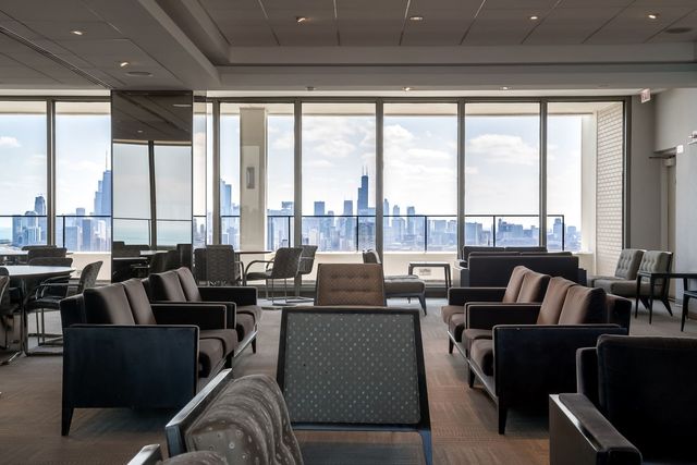 2800 N Lake Shore Drive 715, Chicago, IL 60657