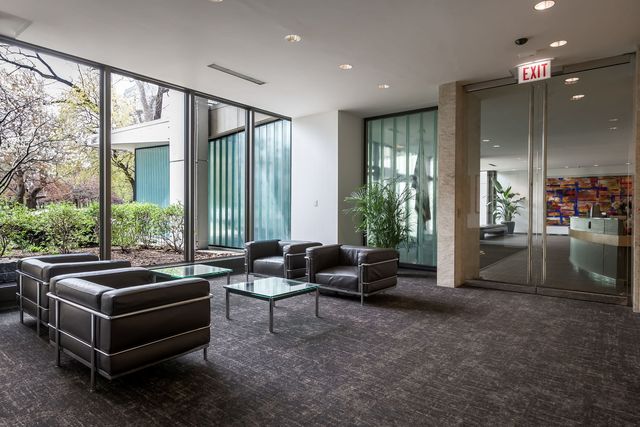 2800 N Lake Shore Drive 715, Chicago, IL 60657