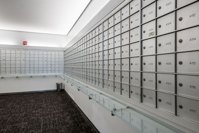 2800 N Lake Shore Drive 715, Chicago, IL 60657