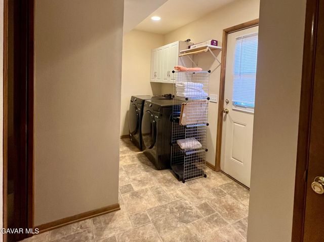 1027 Pine Mountain Drive, Big Bear City, CA 92314