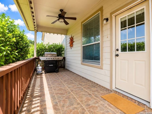 117 Falcon Crossing, Cibolo, TX 78108