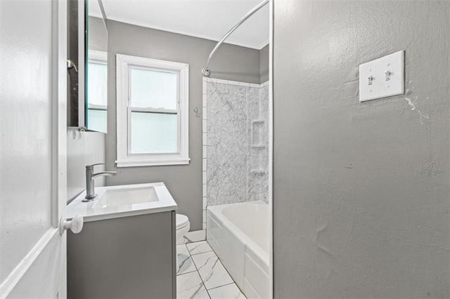 462 Ramona Street NE 460, Marietta, GA 30060