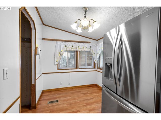 800 MATHIAS Ct, Molalla, OR 97038