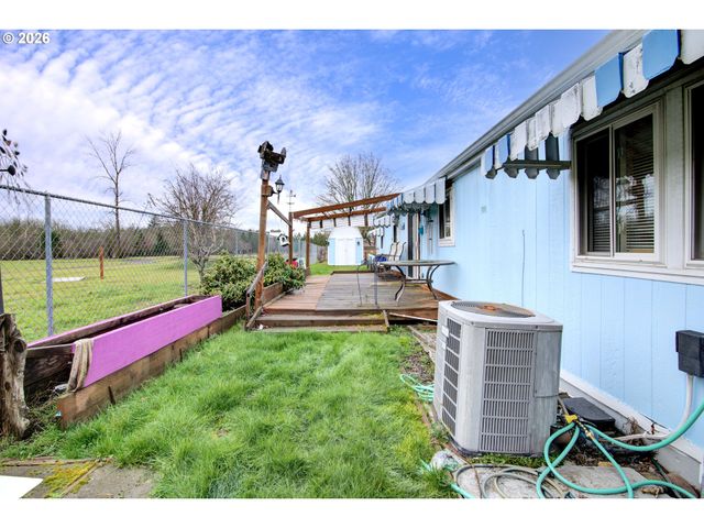 800 MATHIAS Ct, Molalla, OR 97038