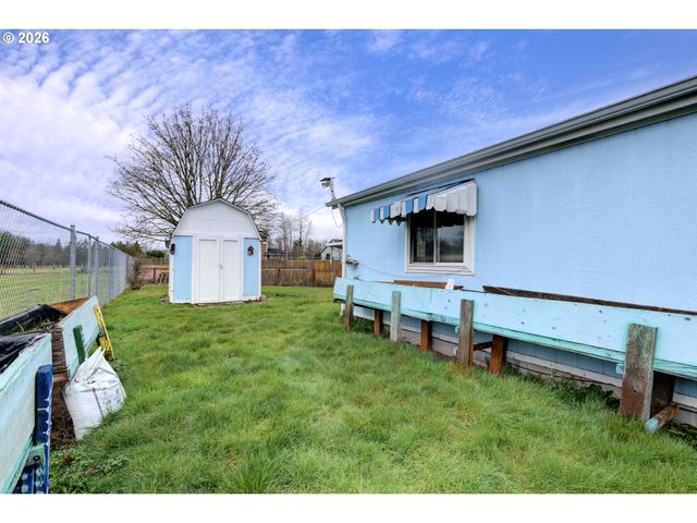 800 MATHIAS Ct, Molalla, OR 97038