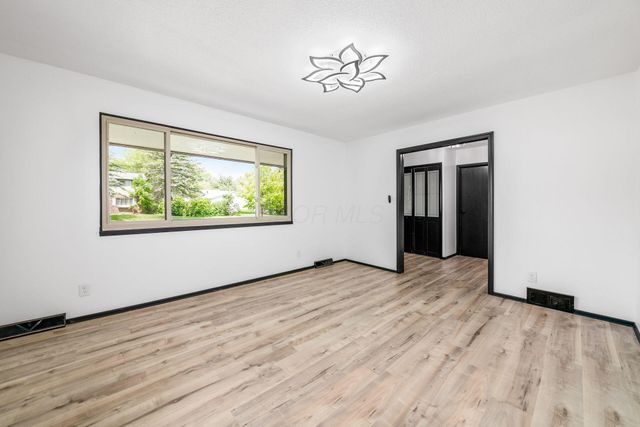 2033 Brittany Road, Columbus, OH 43229