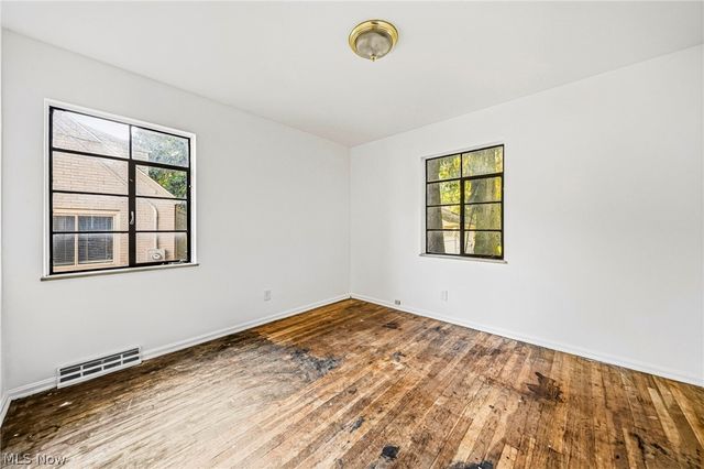 24015 Bruce Road, Bay Village, OH 44140