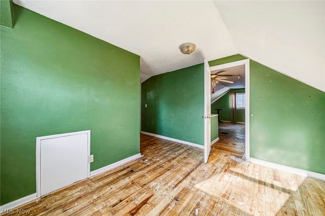 24015 Bruce Road, Bay Village, OH 44140