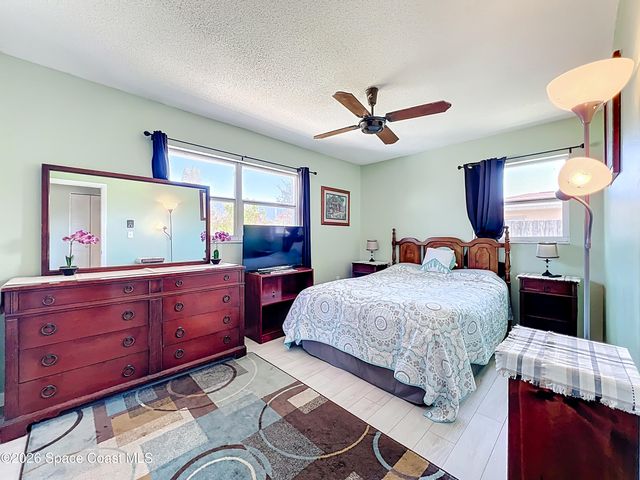 854 Angle Street NE, Palm Bay, FL 32905