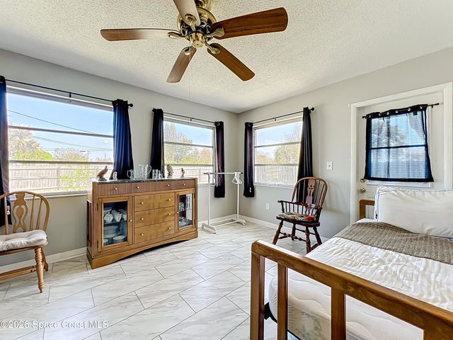 854 Angle Street NE, Palm Bay, FL 32905