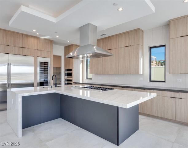 65 Bellissima Lago Court, Henderson, NV 89011