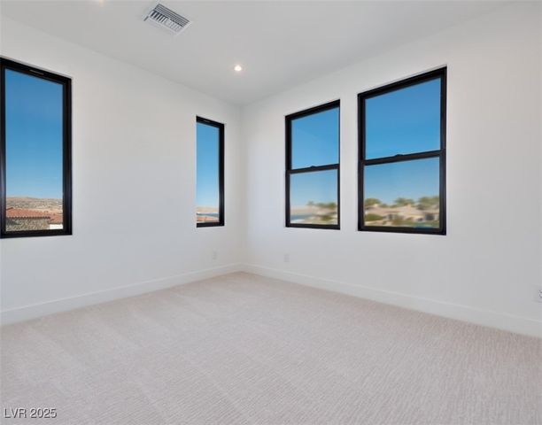 65 Bellissima Lago Court, Henderson, NV 89011