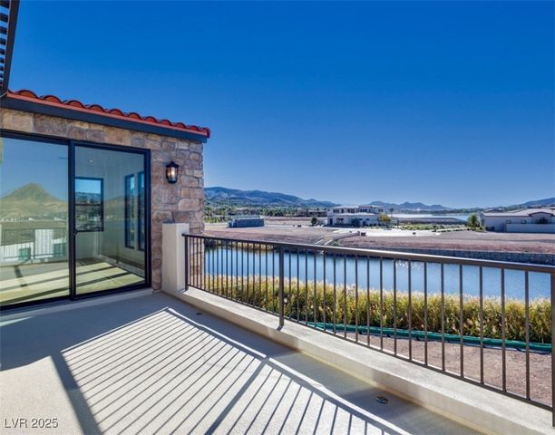 65 Bellissima Lago Court, Henderson, NV 89011