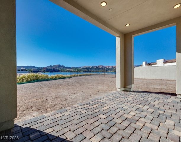 65 Bellissima Lago Court, Henderson, NV 89011