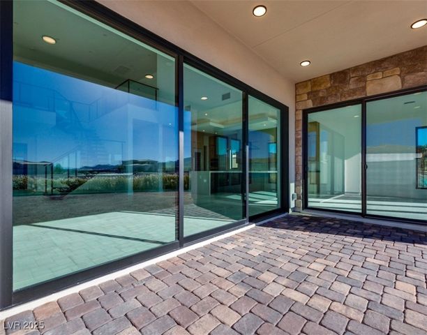 65 Bellissima Lago Court, Henderson, NV 89011