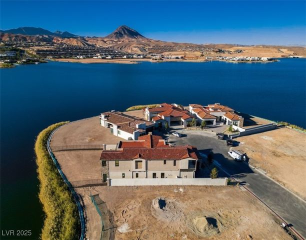 65 Bellissima Lago Court, Henderson, NV 89011