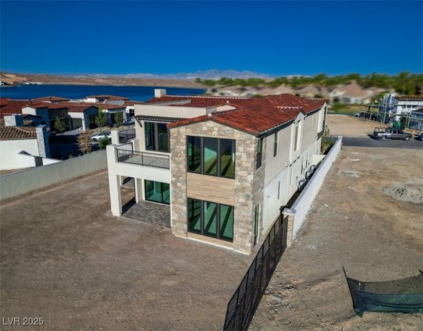 65 Bellissima Lago Court, Henderson, NV 89011