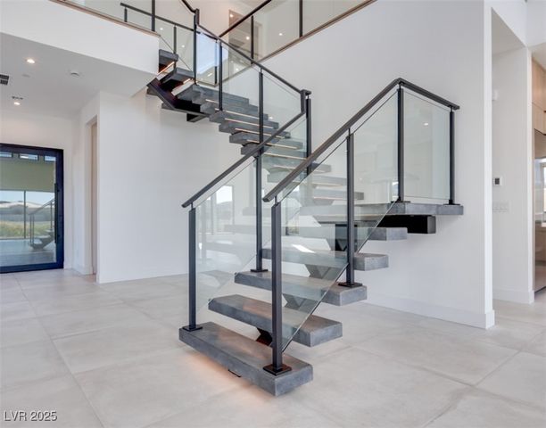 65 Bellissima Lago Court, Henderson, NV 89011