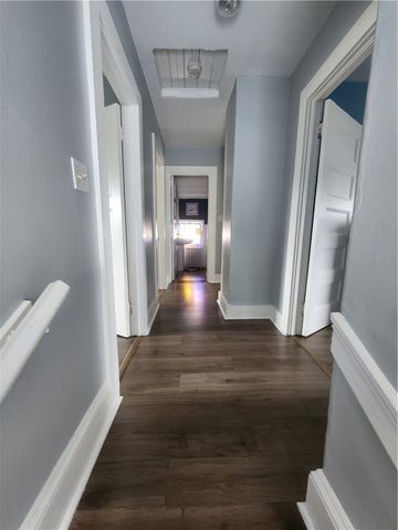 14 Lucas Avenue, Newport, RI 02840