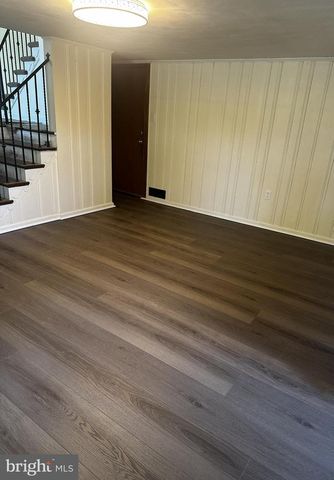 51 WALLACE RD, Princeton Junction, NJ 08550