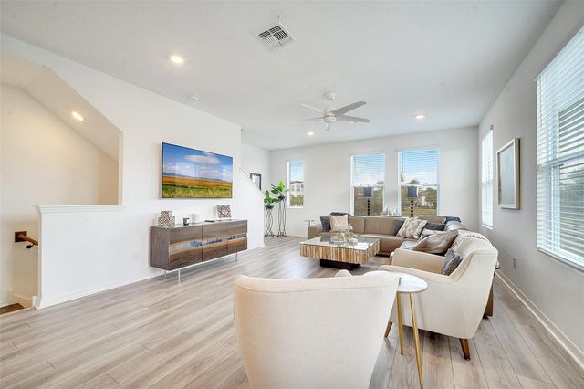 8518 SPERRY STREET, Orlando, FL 32827