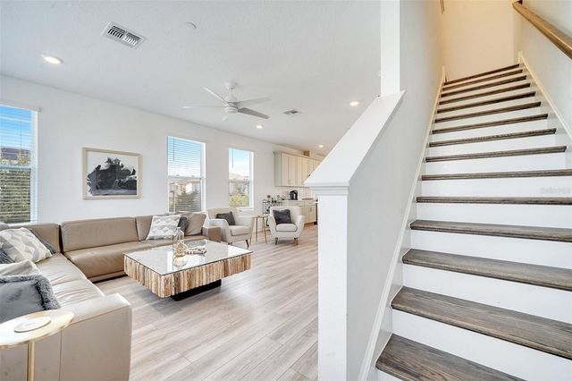 8518 SPERRY STREET, Orlando, FL 32827