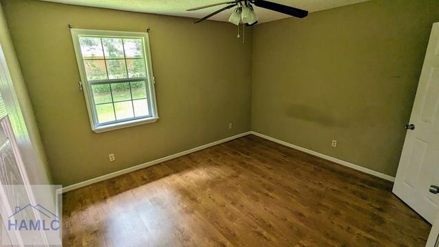 927 Greenbriar Trail, Hinesville, GA 31313