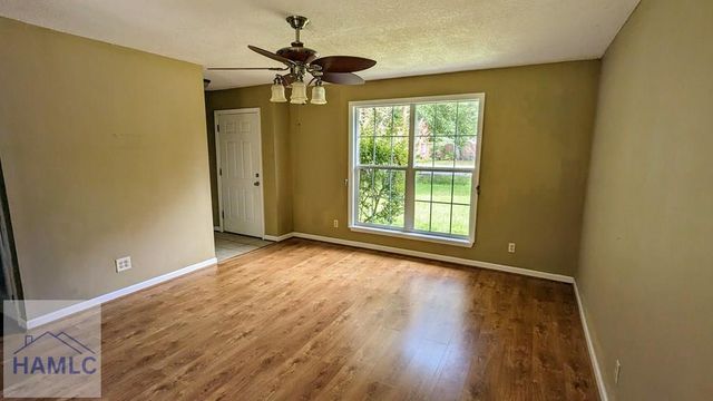 927 Greenbriar Trail, Hinesville, GA 31313