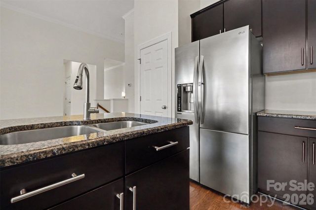 15323 Barossa Valley Street, Charlotte, NC 28277