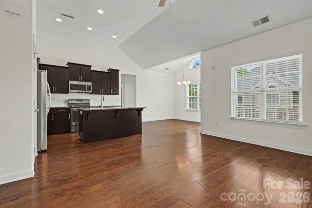 15323 Barossa Valley Street, Charlotte, NC 28277