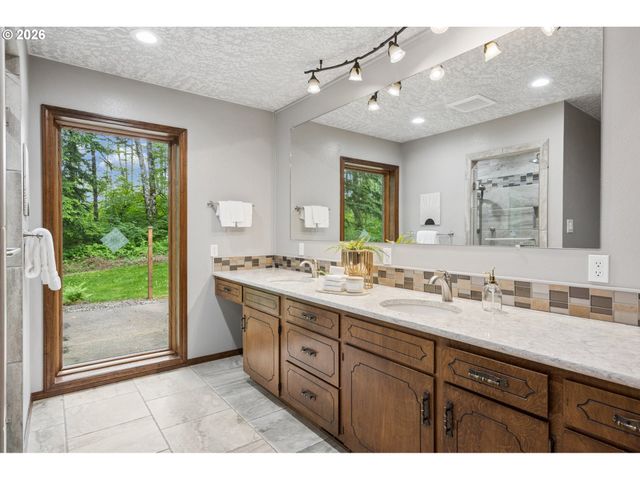 50775 Se BATY Rd, Sandy, OR 97055