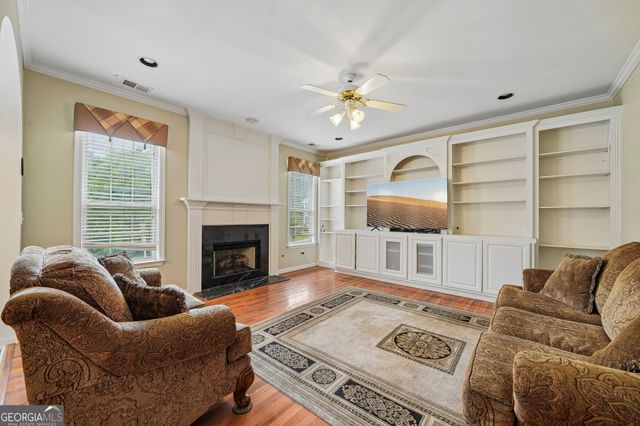 5024 Huntcrest Drive SW, Mableton, GA 30126