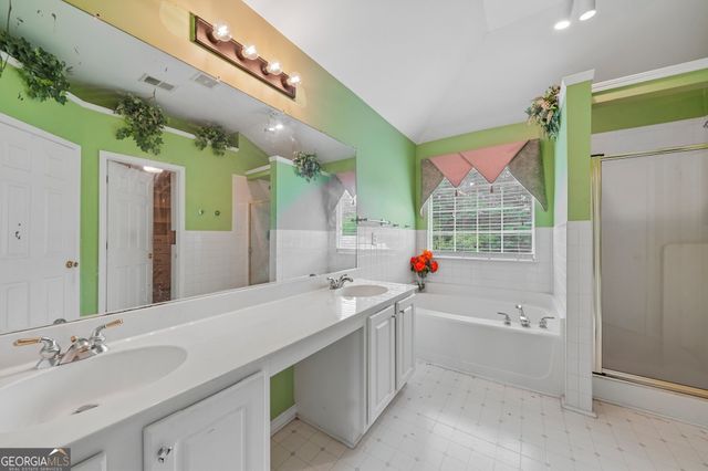5024 Huntcrest Drive SW, Mableton, GA 30126