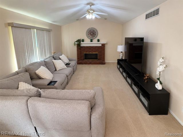 25895 Junction, Novi, MI 48375