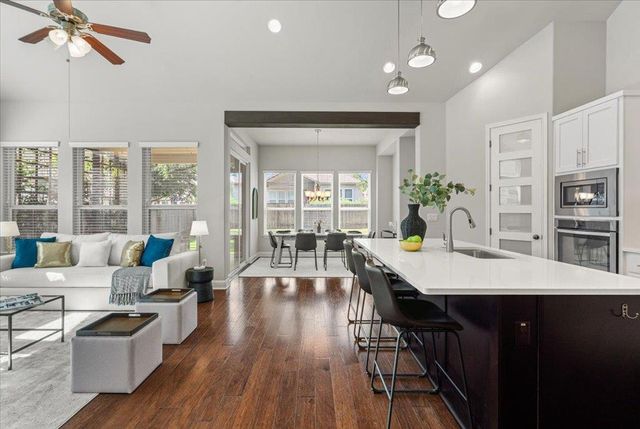 5205 Allamanda DR, Austin, TX 78739