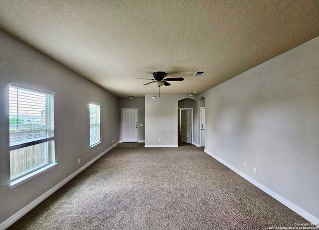 729 Community, New Braunfels, TX 78132