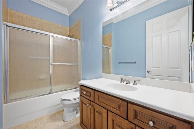 9778 Bowline Drive 201, West Palm Beach, FL 33411